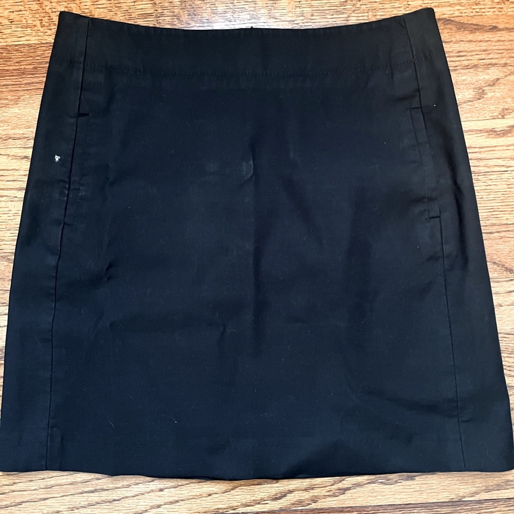 Loft A-line black skirt in SZ6